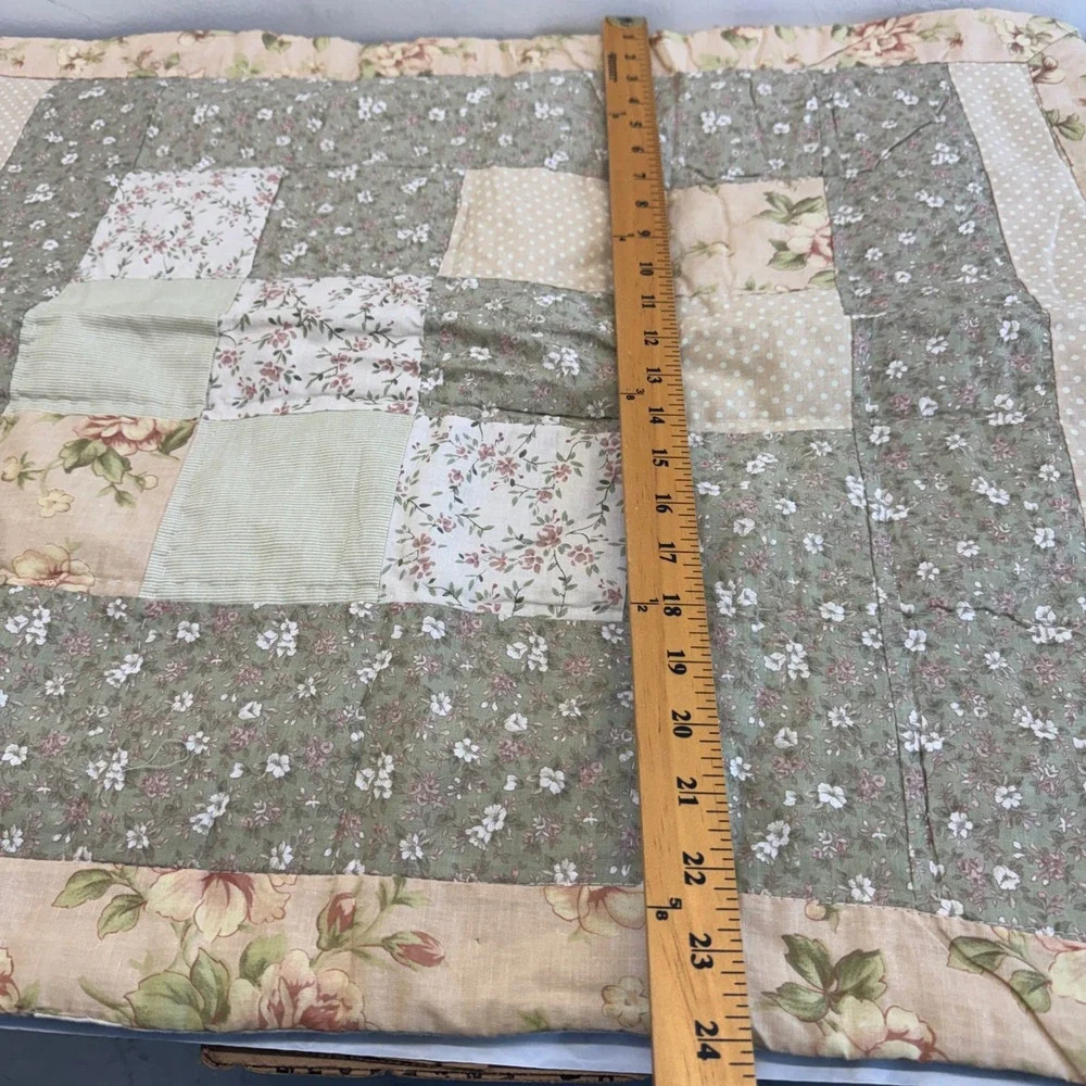 Patchwork Quilted pillowcase 2pc set shams floral patchwork Green White Cream
